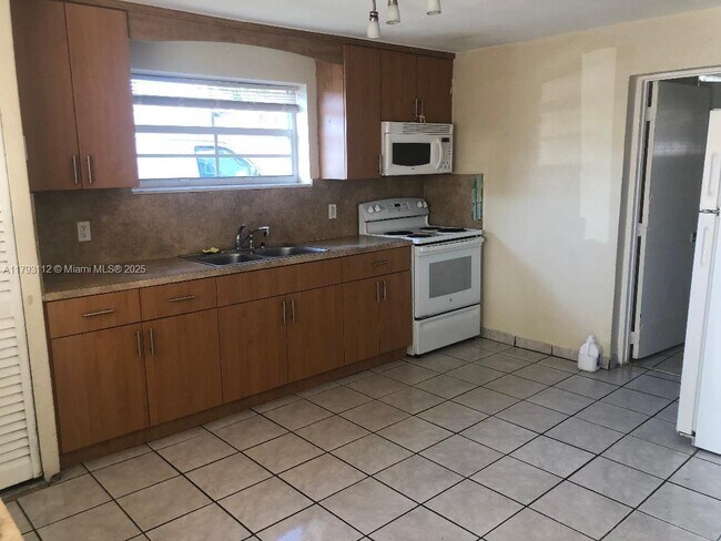 Foto del edificio - 3321 SW 91 Ave