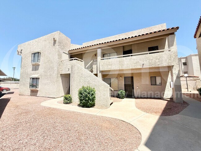 Foto del edificio - 11666 N 28th Dr