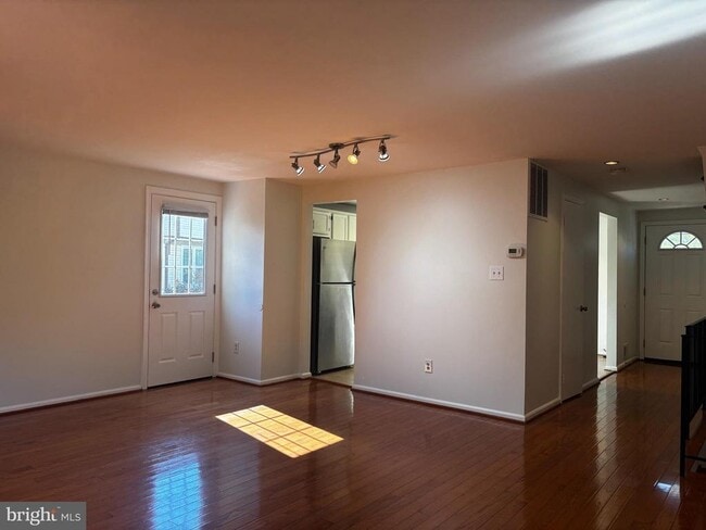 Foto del edificio - 14428 Black Horse Ct