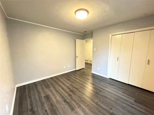 Foto del edificio - 2933 Forest Hills Ln