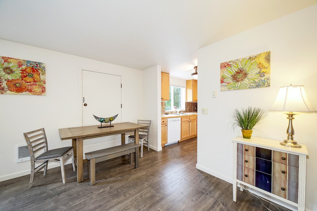 Foto principal - 5428 Delridge Way SW