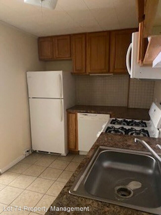 Building Photo - 3 br, 1 bath House - 933 Evans Street