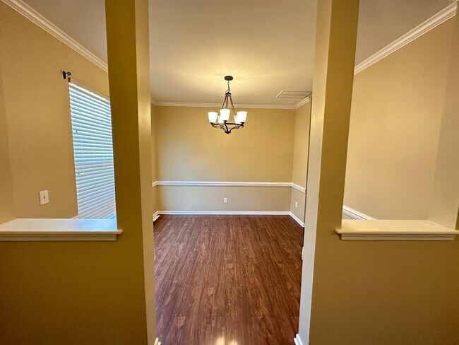 Foto del edificio - Mebane