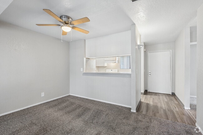 2BR, 1BA - 900SF - Dining Room - Venetian Park Apartments