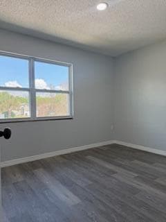 Foto del edificio - 1224 Dovehill Dr