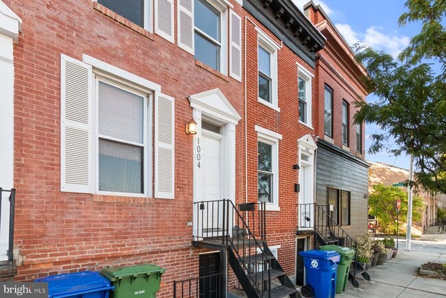 Building Photo - 1004 South Paca St