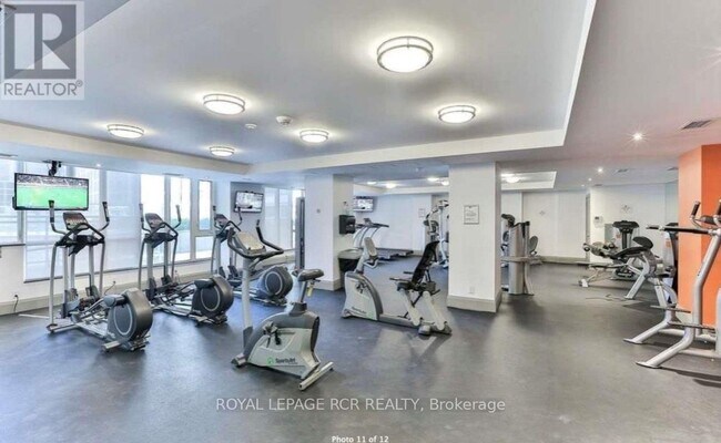 Building Photo - 38 Grand Magazine St