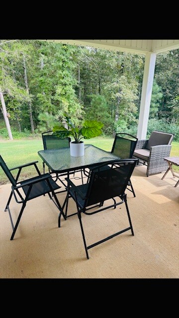 Building Photo - 1024 N Sherman Dr