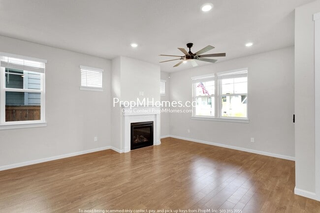 Building Photo - Luxury Four Bedroom Home in Reed's Crossing!