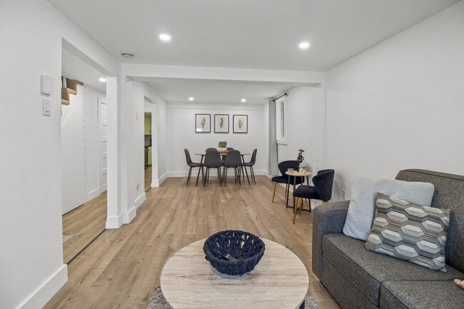 Building Photo - 74 Hayward Ave