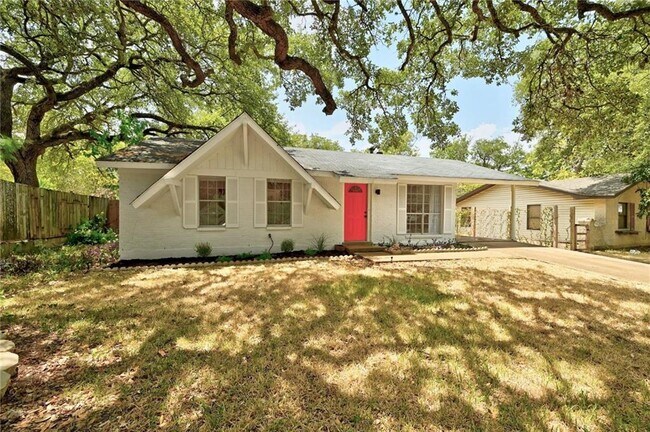 Building Photo - 401 Flournoy Dr
