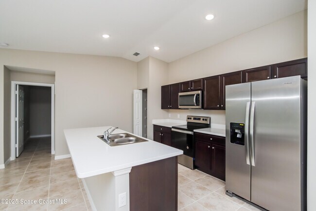 Foto del edificio - 2267 Whiteside Ave SE
