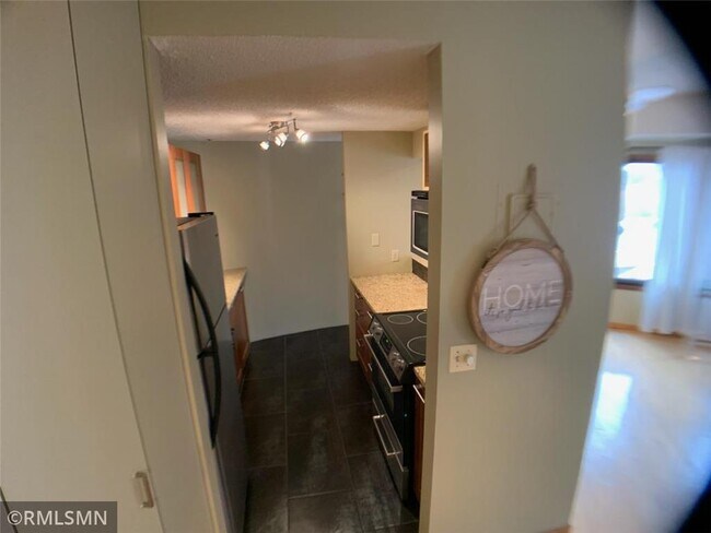 Foto del edificio - 3151 Dean Ct