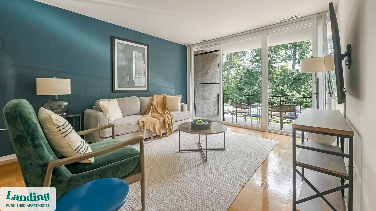 Foto principal - 6220 Springhill Dr