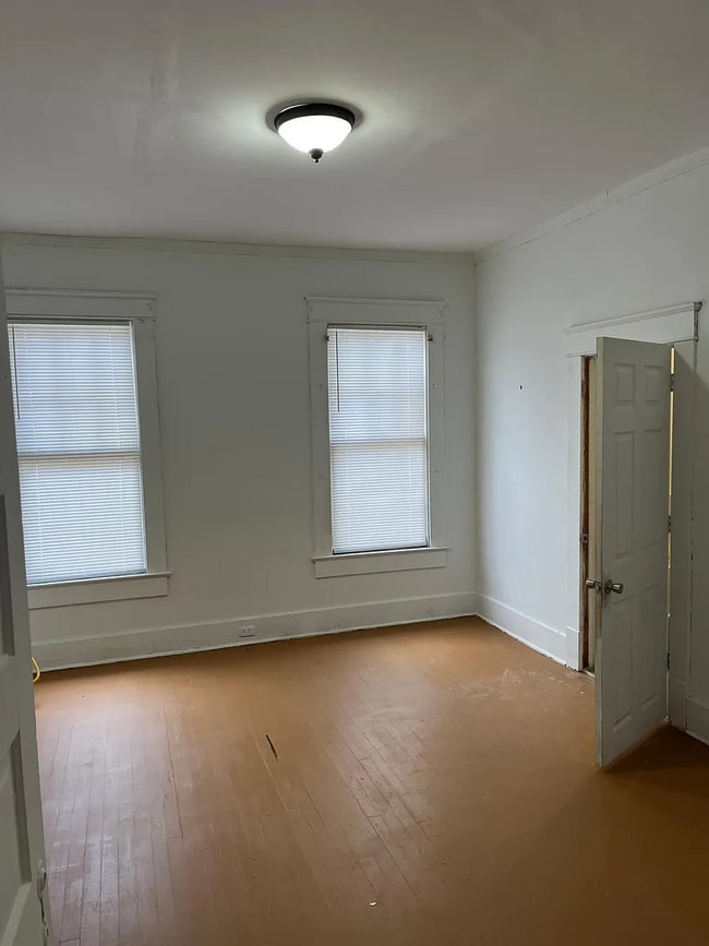 Building Photo - 2307 22nd St