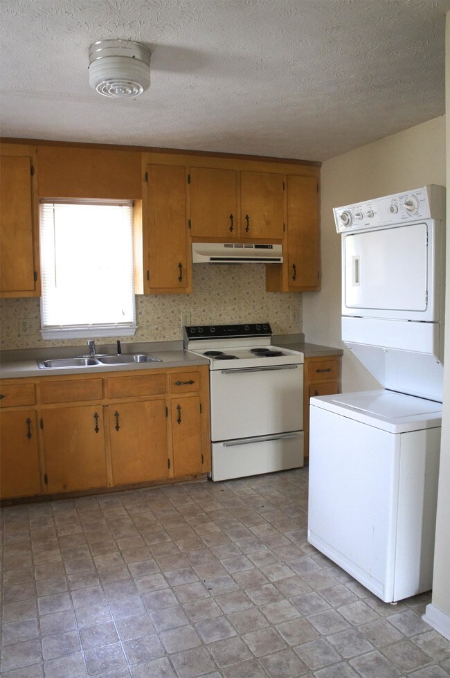 Foto del edificio - 170 Park Ridge Dr