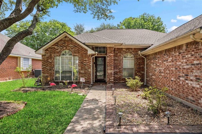 Building Photo - 8830 Sherina Park Dr