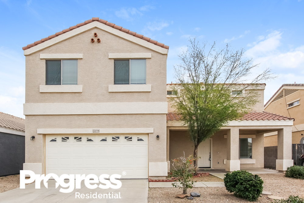Foto principal - 12079 W Valentine Ave