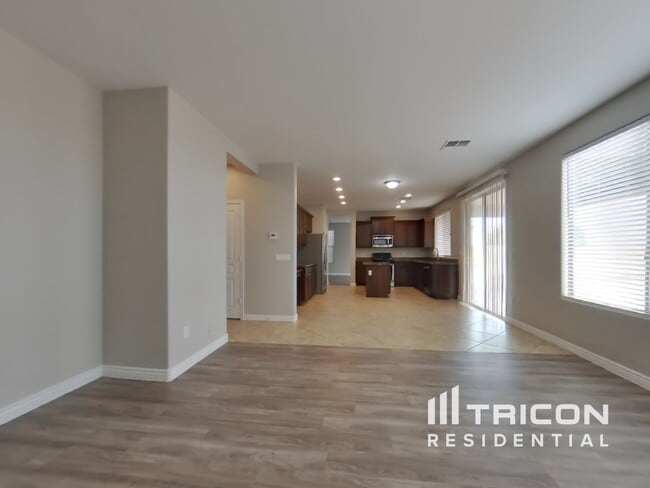 Foto del edificio - 37878 W Olivo St
