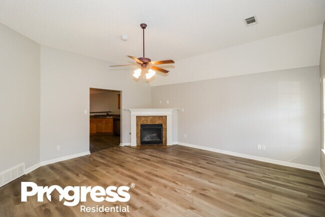 Building Photo - 10260 Morning Hill Dr