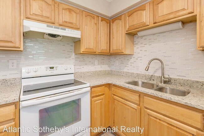 Building Photo - 3 br, 2 bath House - 6409 Natrona Avenue