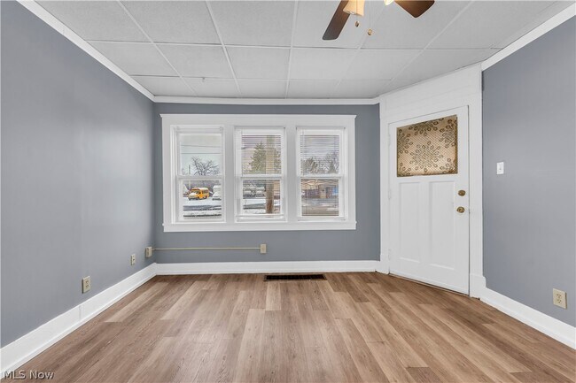 Foto del edificio - 72 Northfield Rd