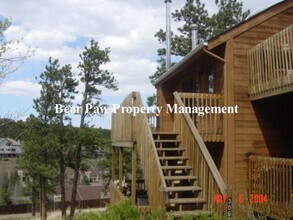 Building Photo - 30661 Sun Creek Dr