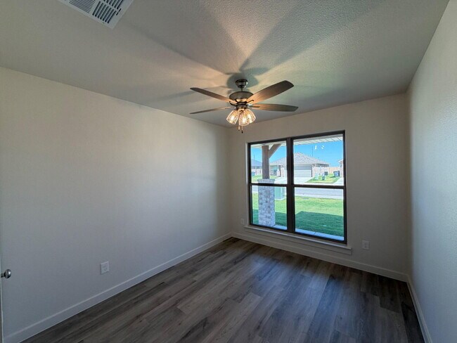 Foto del edificio - 2606 Garland Ave