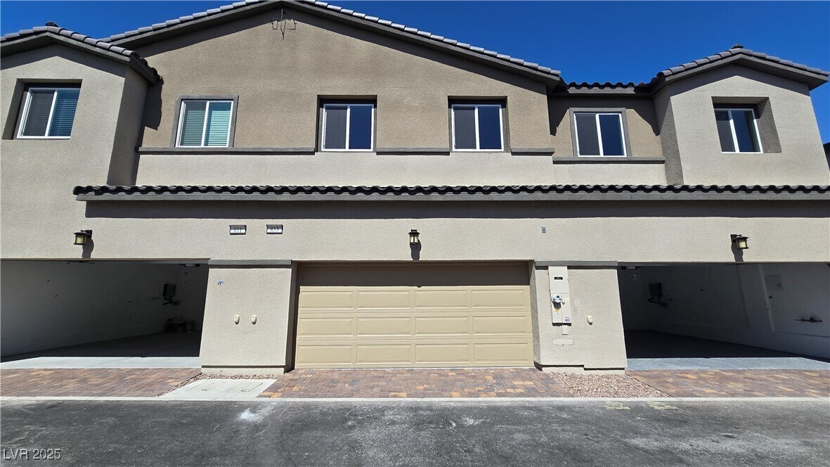 Foto principal - 853 Angwin Ln