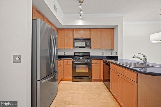 Building Photo - 1441 Rhode Island Ave NW