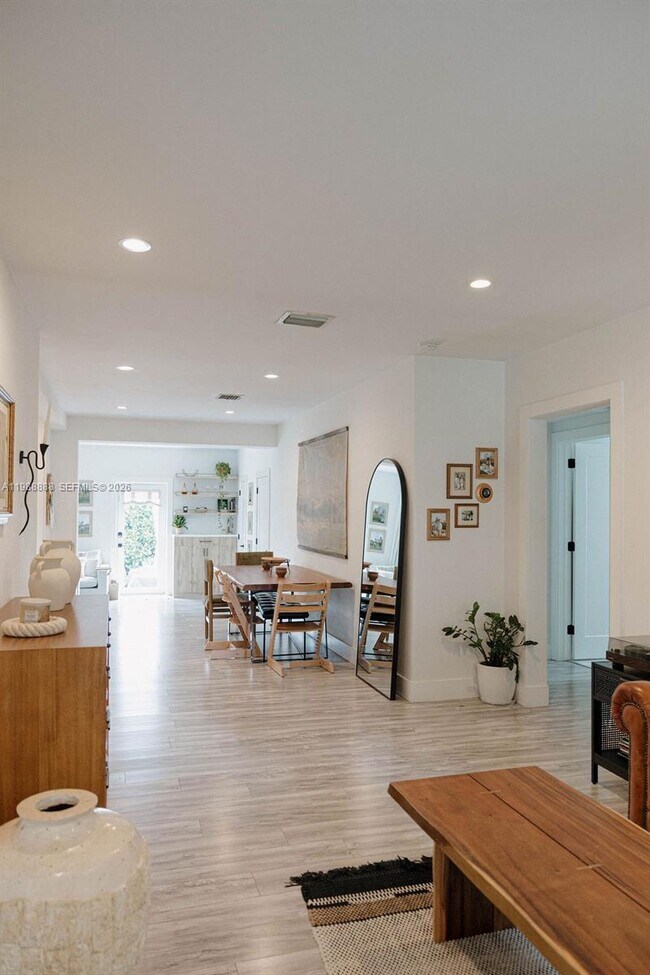 Foto del edificio - 3205 SW 68th Ave