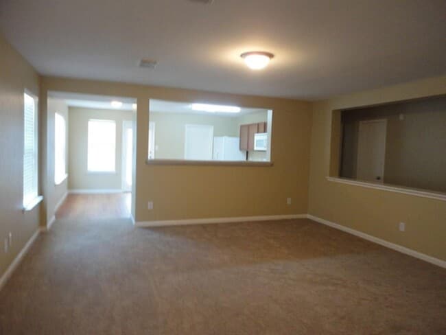 Building Photo - 15703 Western Skies Dr