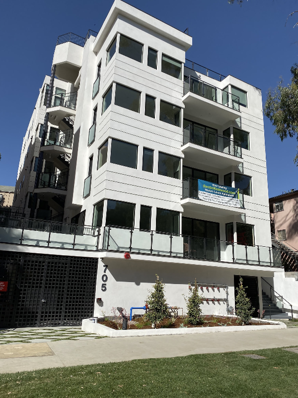 Building Photo - 705 Gayley Ave
