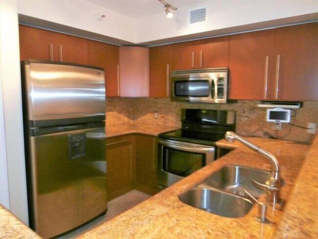 Foto del edificio - 120 Yacht Club Way