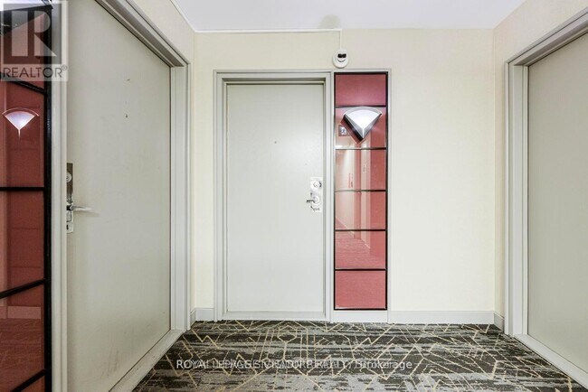 Building Photo - 88 Corporate Dr