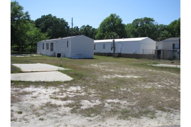 Building Photo - Isle of View Mobile Home Park