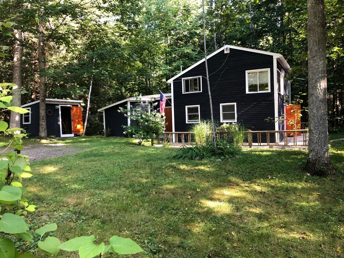 Foto principal - 92 Rockaway Rd