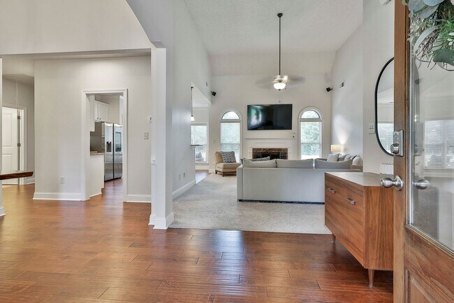 Foto del edificio - Rare Rental In Bradshaw Farms! Ranch on 1.6 Acres in Lake/Playground Subdivision.