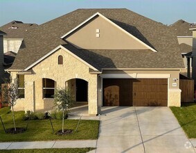 Building Photo - 2008 Alexander Oaks Dr