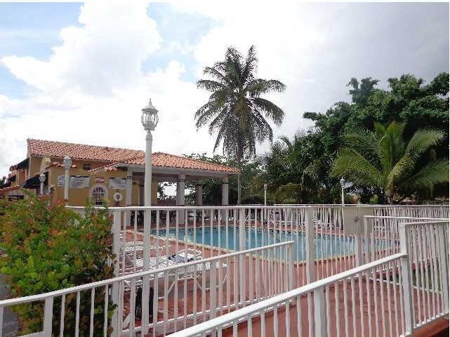 Foto del edificio - 7090 NW 173rd Dr