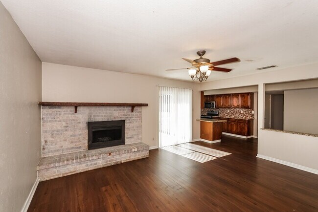 Foto del edificio - 3009 Joymeadow Dr