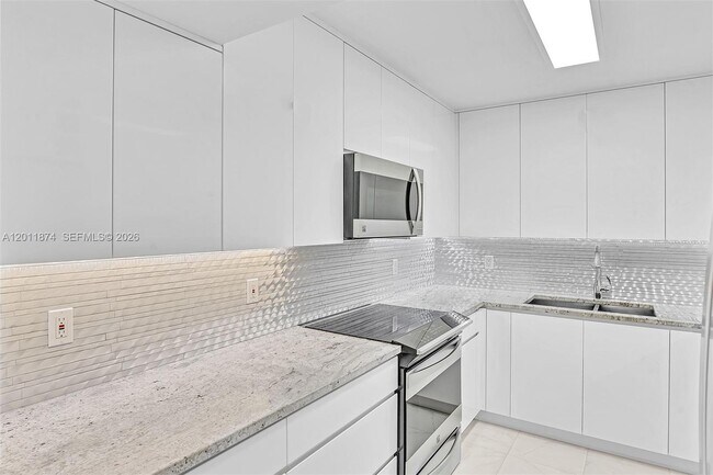 Foto del edificio - 2500 Parkview Dr