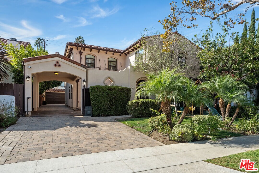 313 S Oakhurst Dr, Beverly Hills, CA 90212 House Rental in Beverly