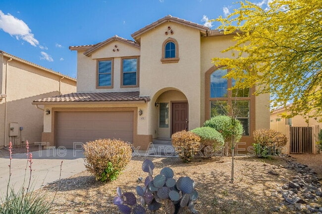 Building Photo - 671 W Green Tree Dr