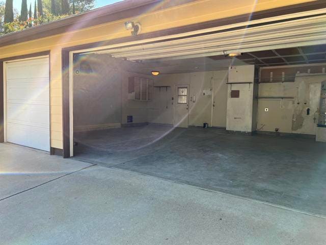 Building Photo - 1282 Whitsett Dr