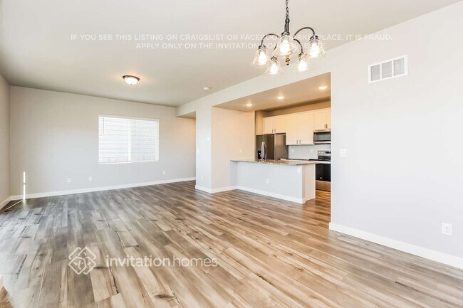 Foto del edificio - 11257 House Finch Ln