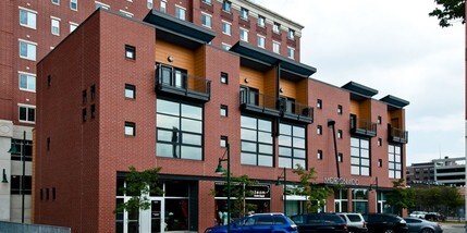 Building Photo - Avenue on College