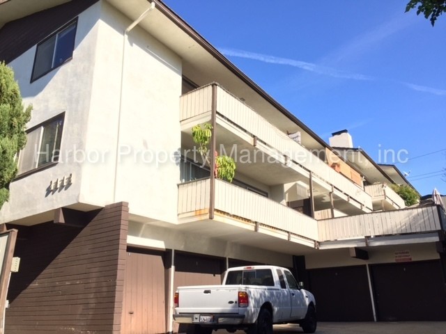 Primary Photo - 2412 Palos Verdes Dr W