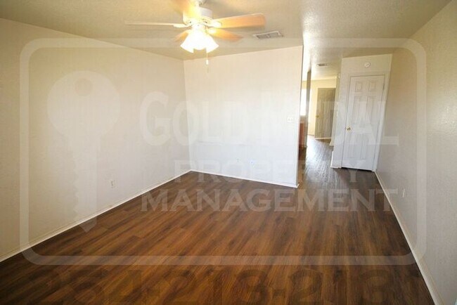 Building Photo - 3410 Cantabrian Dr