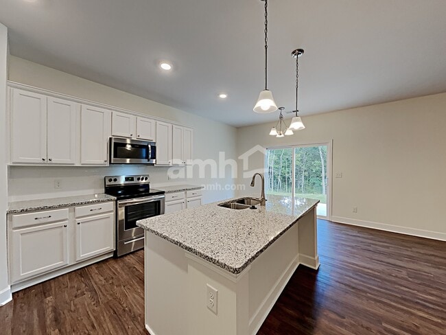 Building Photo - 4509 Tarpon Dr